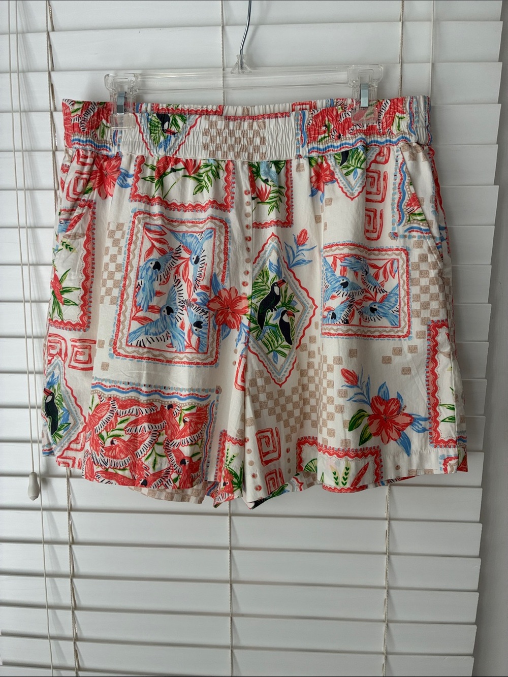 Crown & Ivy Shorts Cotton Tropical Stamp postcard Print SZ LP Orange cream